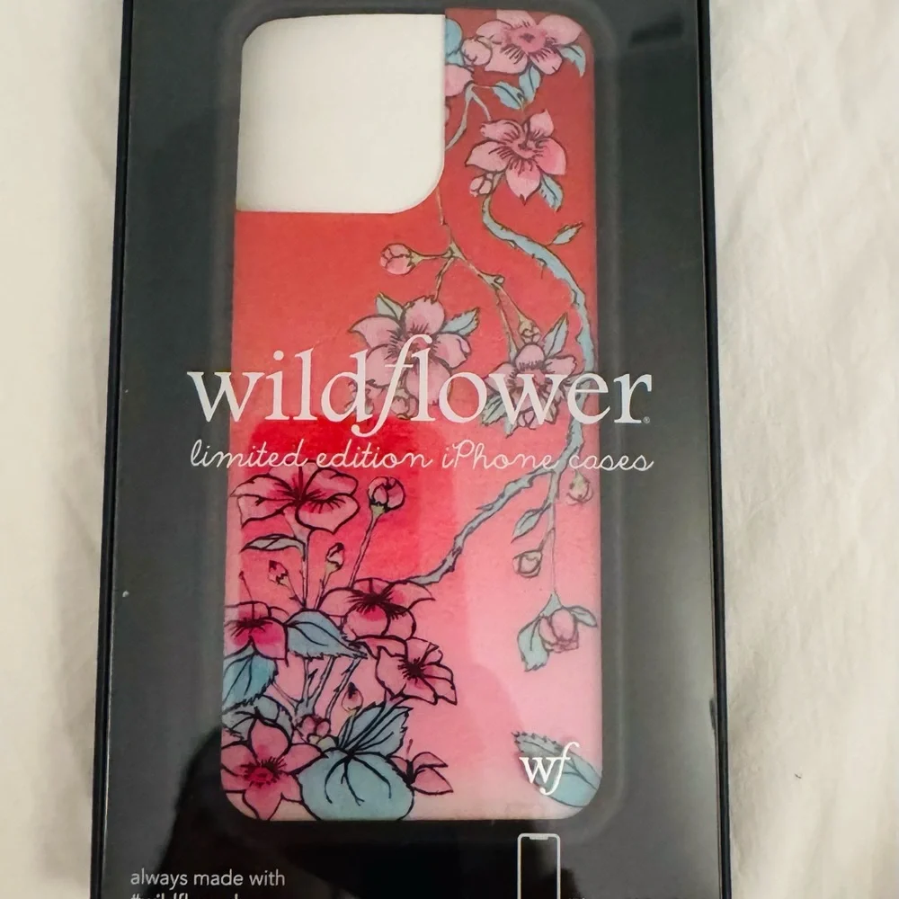 NEW! Wildflowers iPhone 16 Pro Max Case Pink and Red Floral - Picture 4 of 5